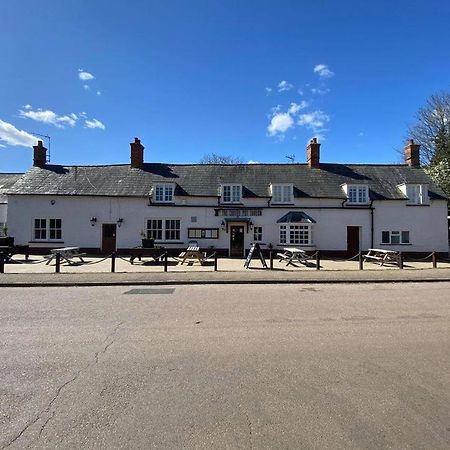 Potterspury The Coffee Pot Tavern B&B 외부 사진