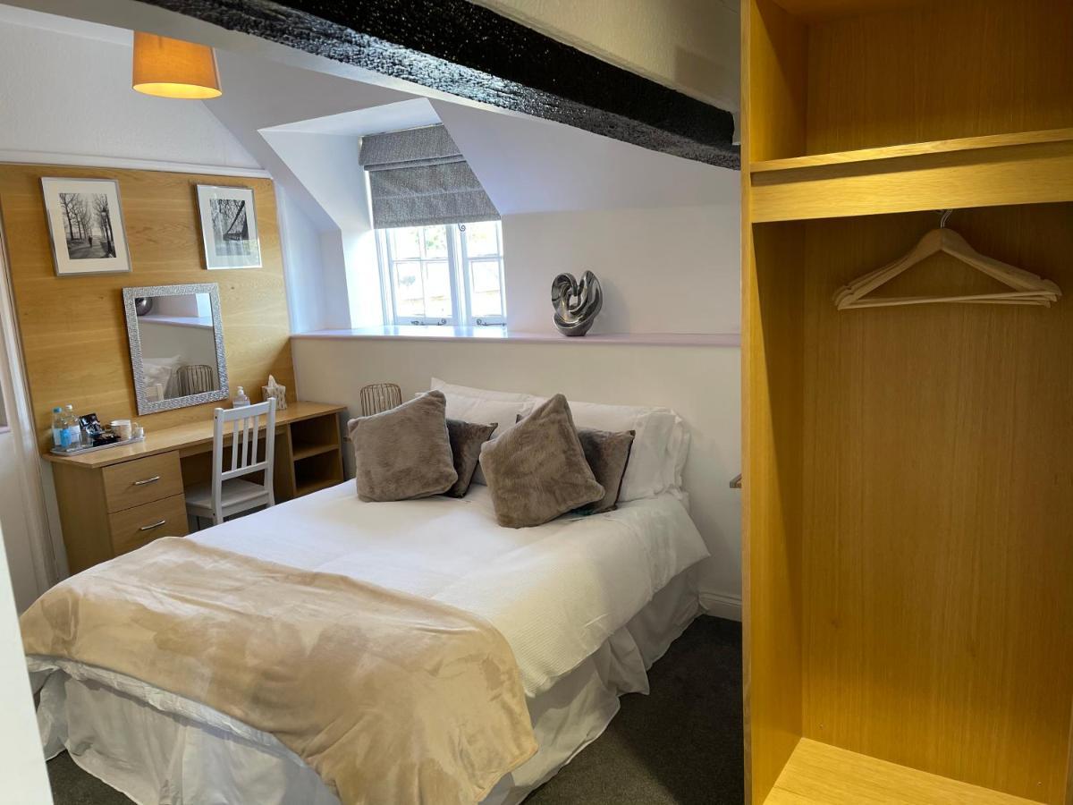 Potterspury The Coffee Pot Tavern B&B 외부 사진