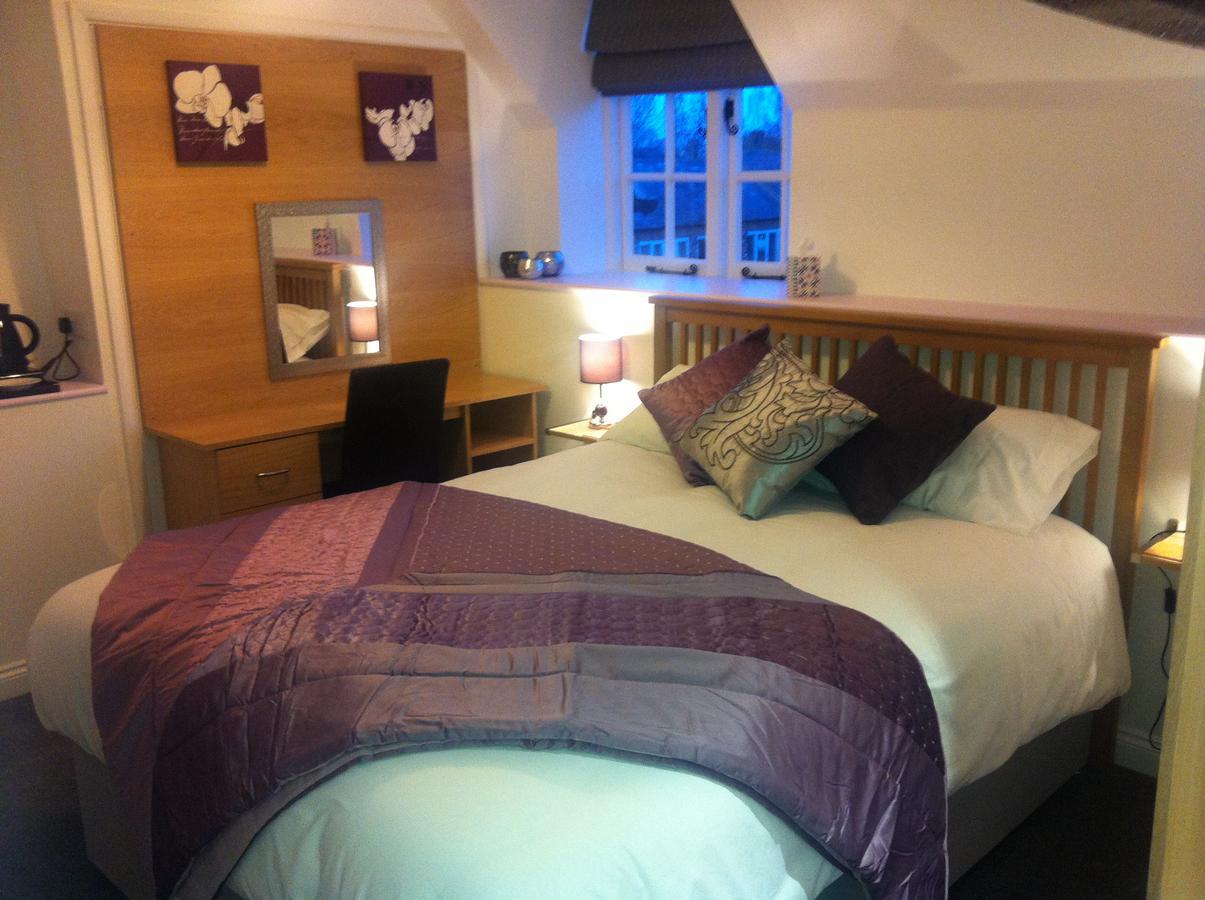 Potterspury The Coffee Pot Tavern B&B 외부 사진