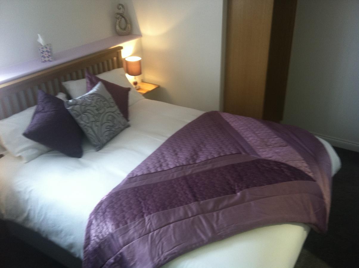 Potterspury The Coffee Pot Tavern B&B 외부 사진